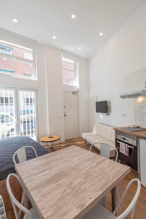 New 1 Min Metro, Cozy 1 Bed Close To Downtown, Wifi A Мадрид Екстериор снимка